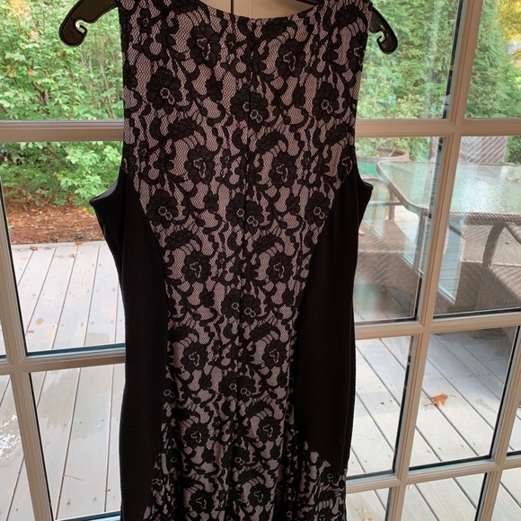 Dress - Picture 3 of 6